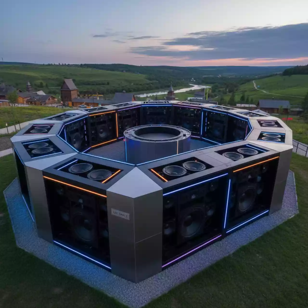 Аренда Сказки Нового Радио в этно-парке «Моя Россия» — ART SPACE