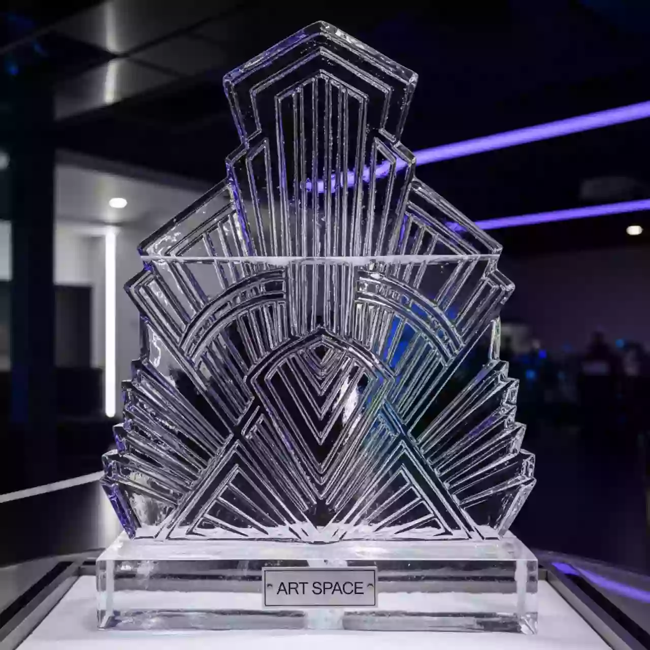 Аренда Скульптуры из льда на Сочи Автодроме — ART SPACE