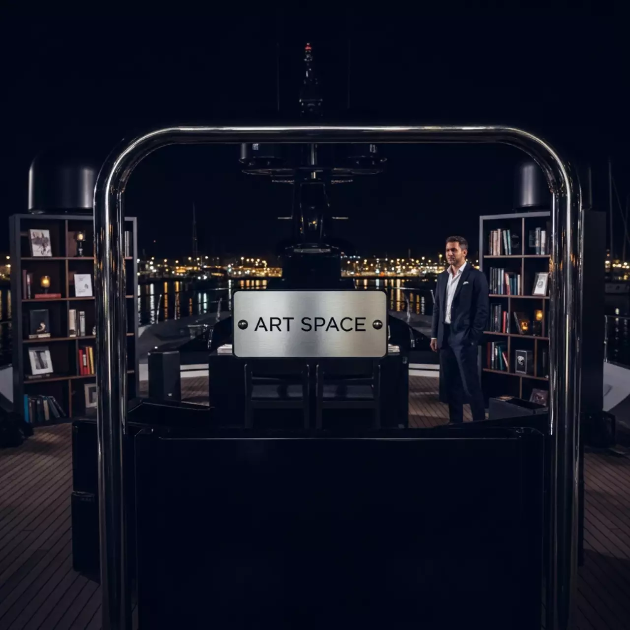 Аренда Сомелье книжный страшные истории на VIP-яхте (Имеретинский порт) — ART SPACE