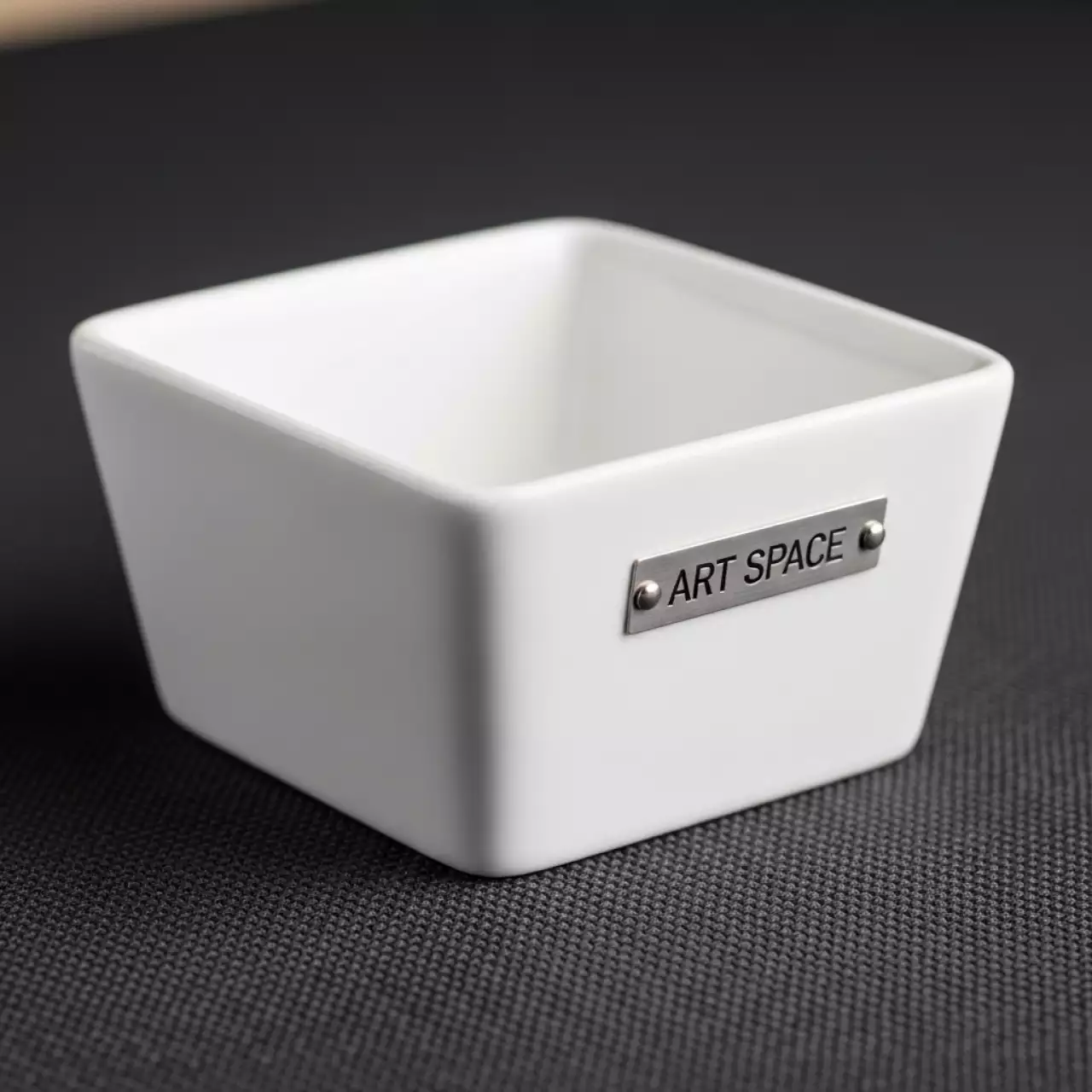 Аренда Соусник Kunst Werk 80х80 мм в Cosmos Sochi Hotel — ART SPACE