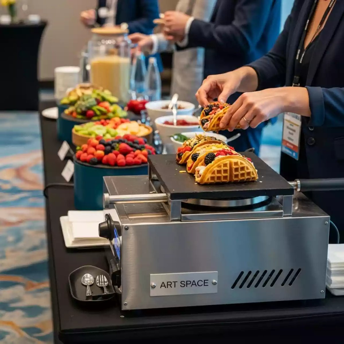 Аренда Станция "Вафли тако" в Green Flow Hotel — ART SPACE