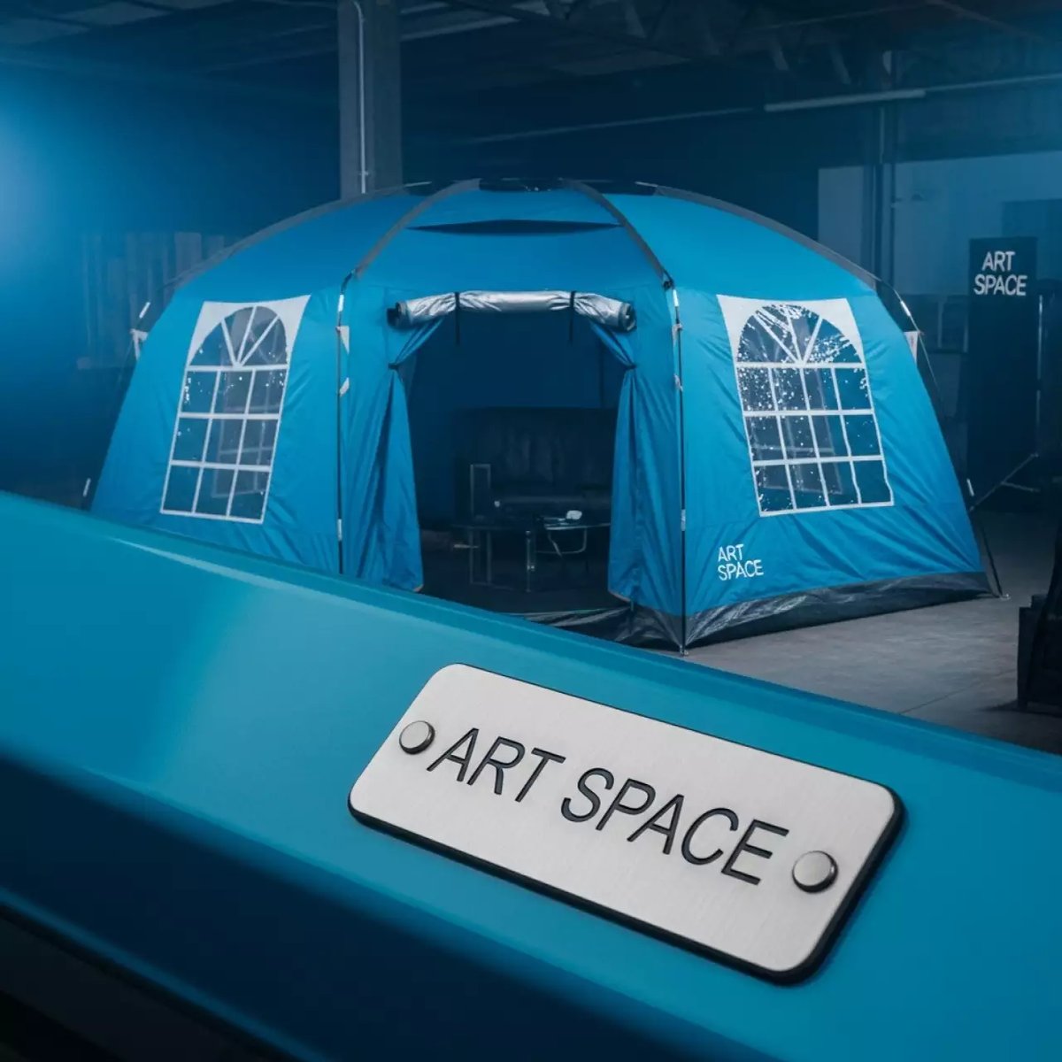 Аренда Стенка для садового тента Green Glade 1,95х2,95 м полиэстер с окном синяя в лофте «Студия 21» — ART SPACE