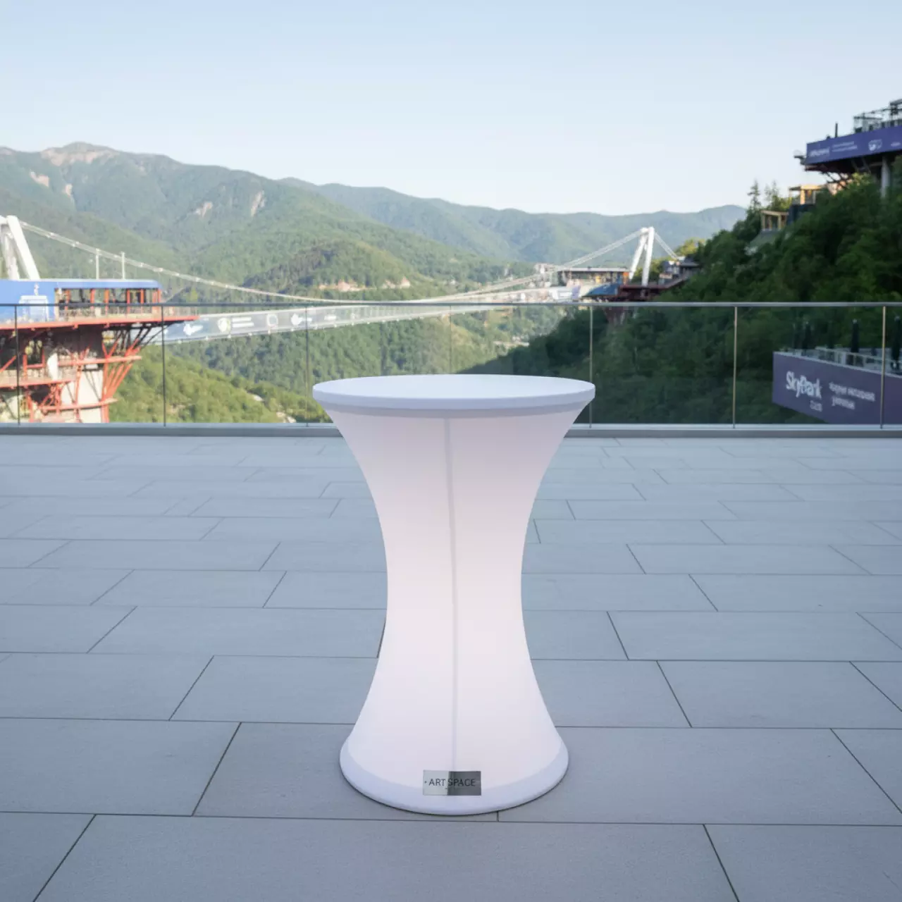 Аренда Стол барный коктейльный круглый с LED подсветкой 18 180 D60х110 см в Skypark Sochi — ART SPACE