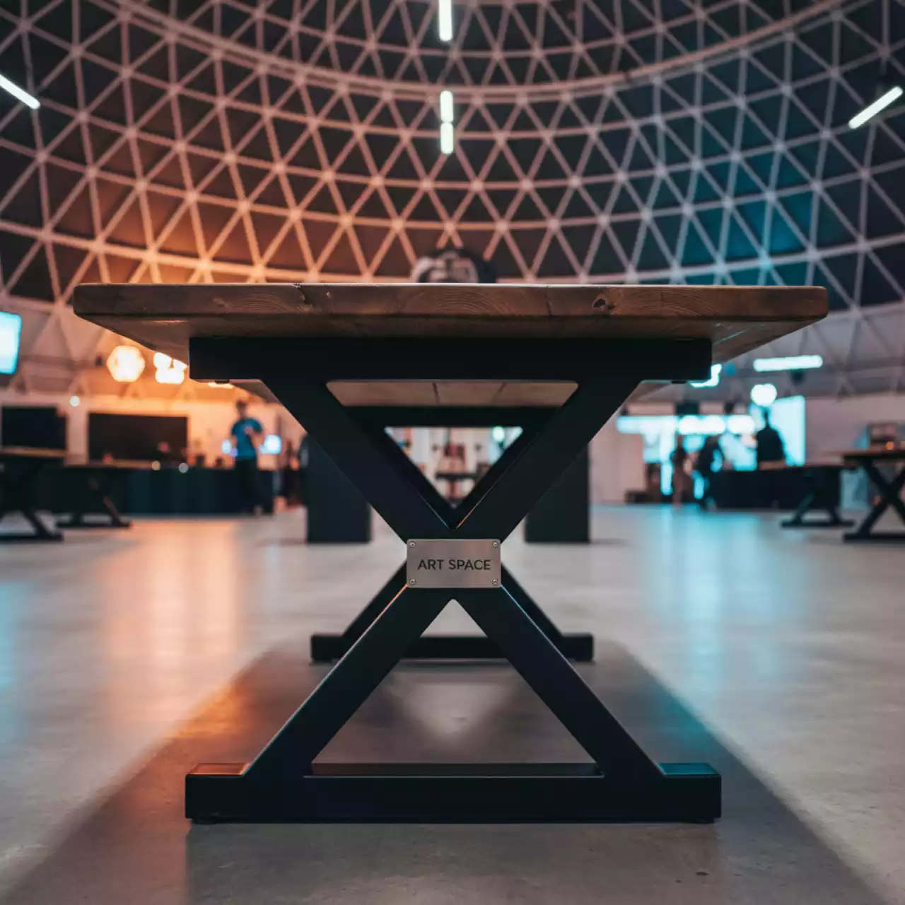 Аренда Стол Брум лофт в ОКЦ «Галактика» — ART SPACE