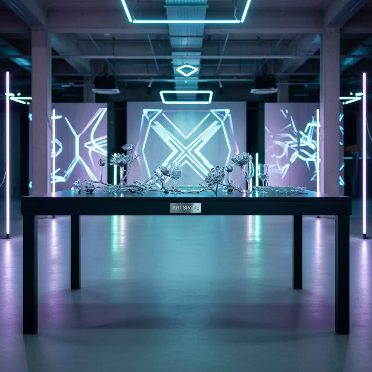 Аренда Стол черный прямоугольный 150х75 см 02 046BK в Boutique Hotel PORTUM 1905 — ART SPACE