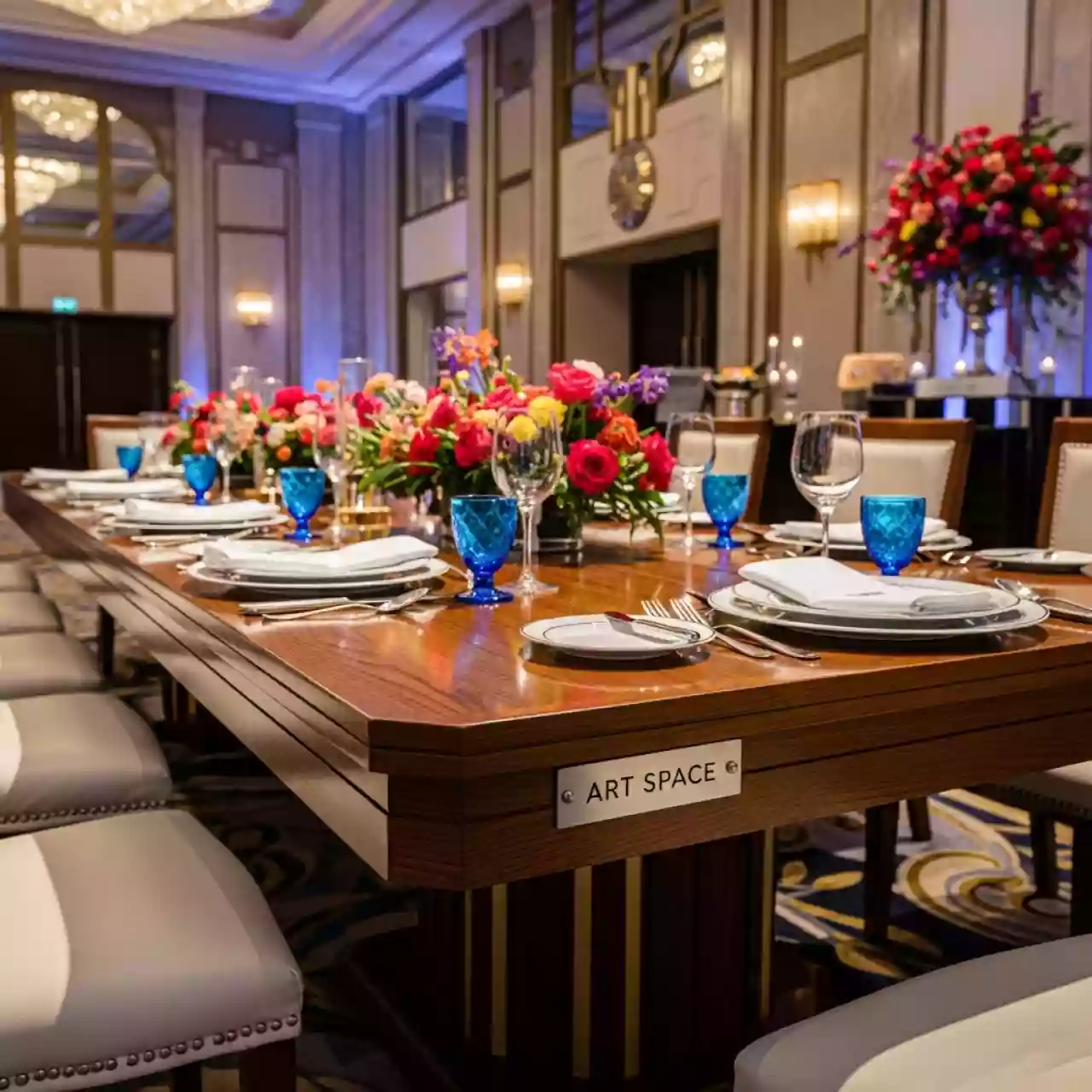 Аренда Стол деревянный длинный в отеле Hyatt Regency Sochi — ART SPACE