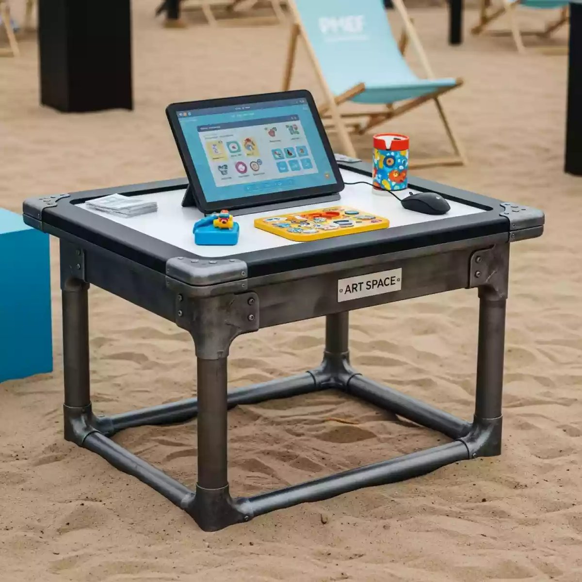 Аренда Стол интерактивный детский NexTouch KidTouch 27P trend line 2023 на пляже «Ривьера» — ART SPACE