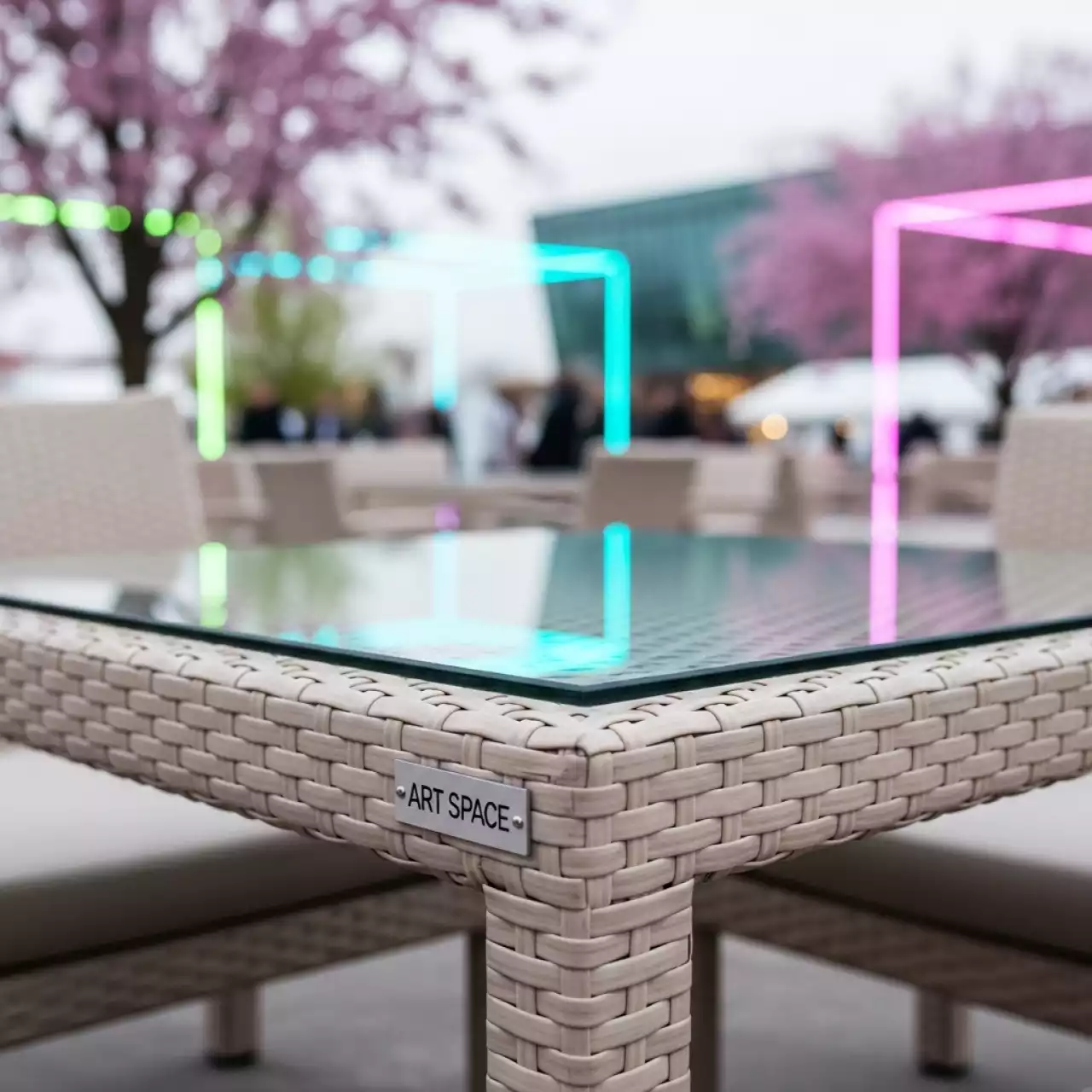 Аренда Стол из искусственного ротанга T502DG W1289 70х70 pale в Керлинговом центре «Ледяной куб» — ART SPACE