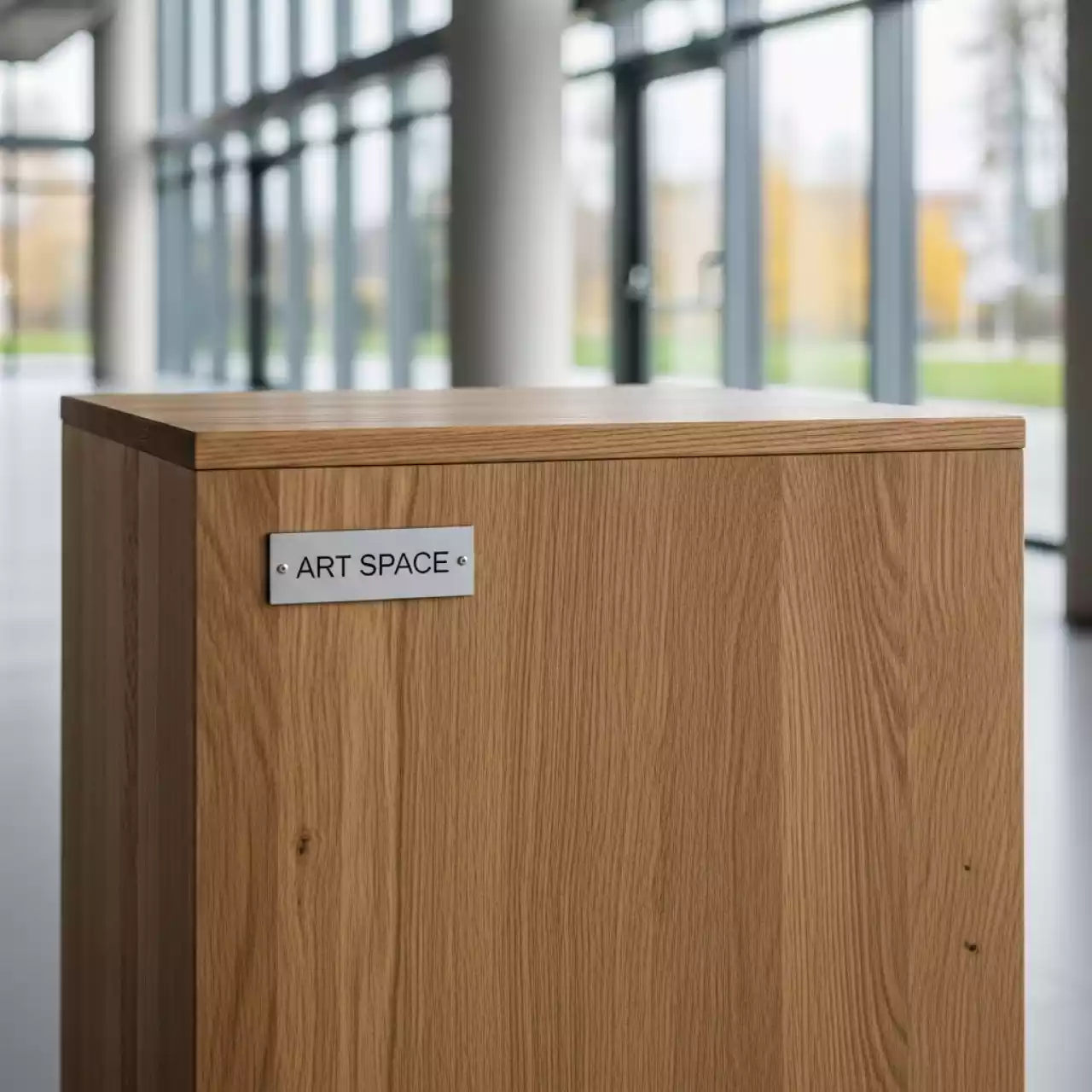 Аренда Стол из паллет cube 50 см в МФК «Горный» — ART SPACE