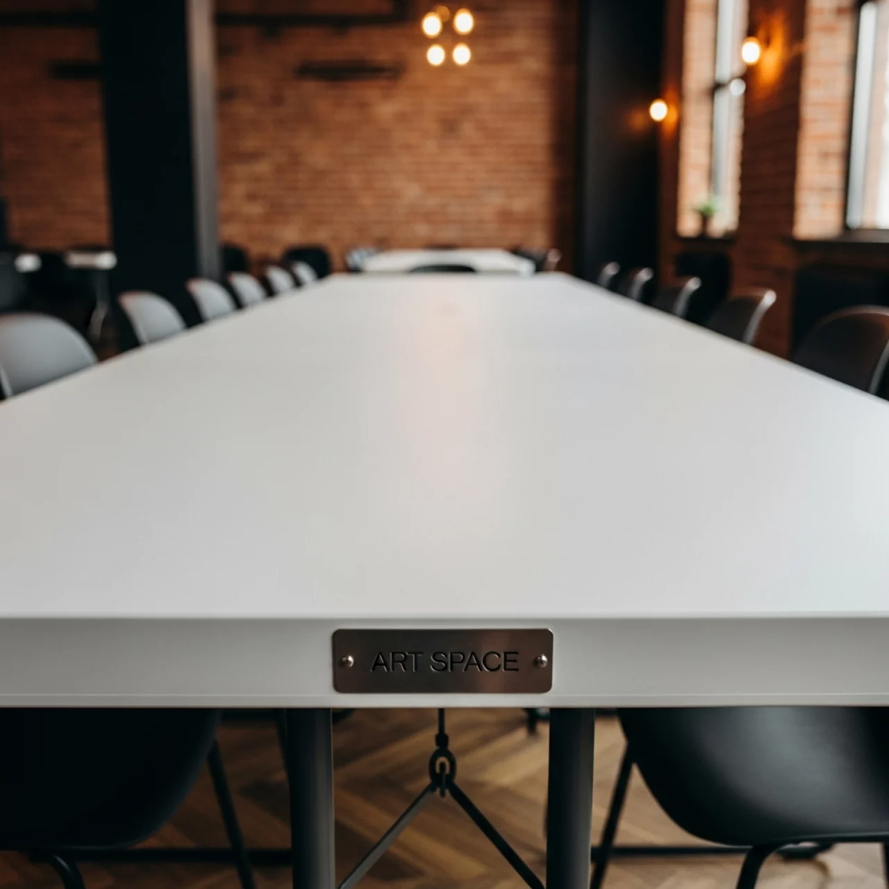 Аренда Стол Кейт 240 складной пластиковый в ресторане «Sanremo» — ART SPACE