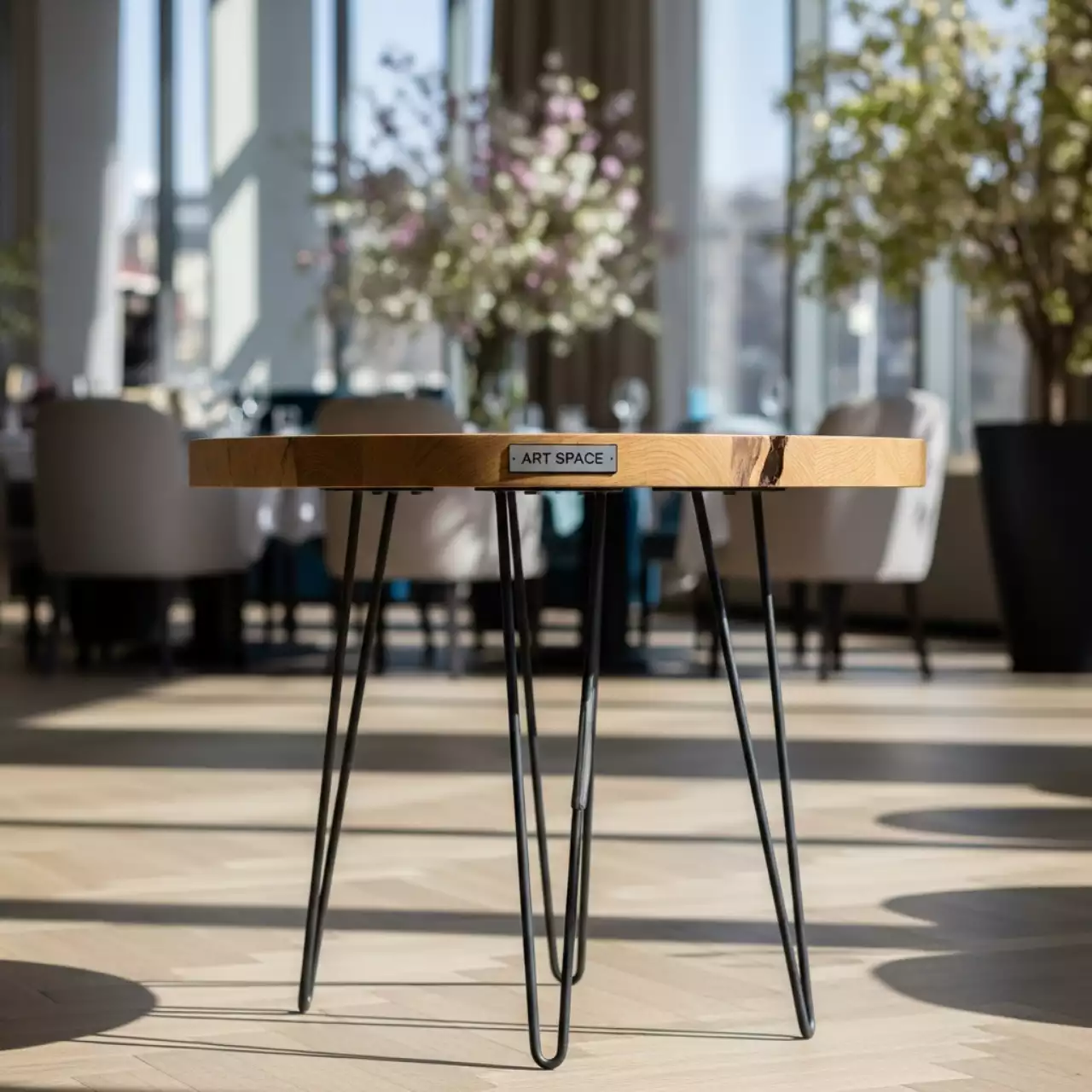 Аренда Стол коктейльный forest в ресторане «Баран-Рапан» — ART SPACE