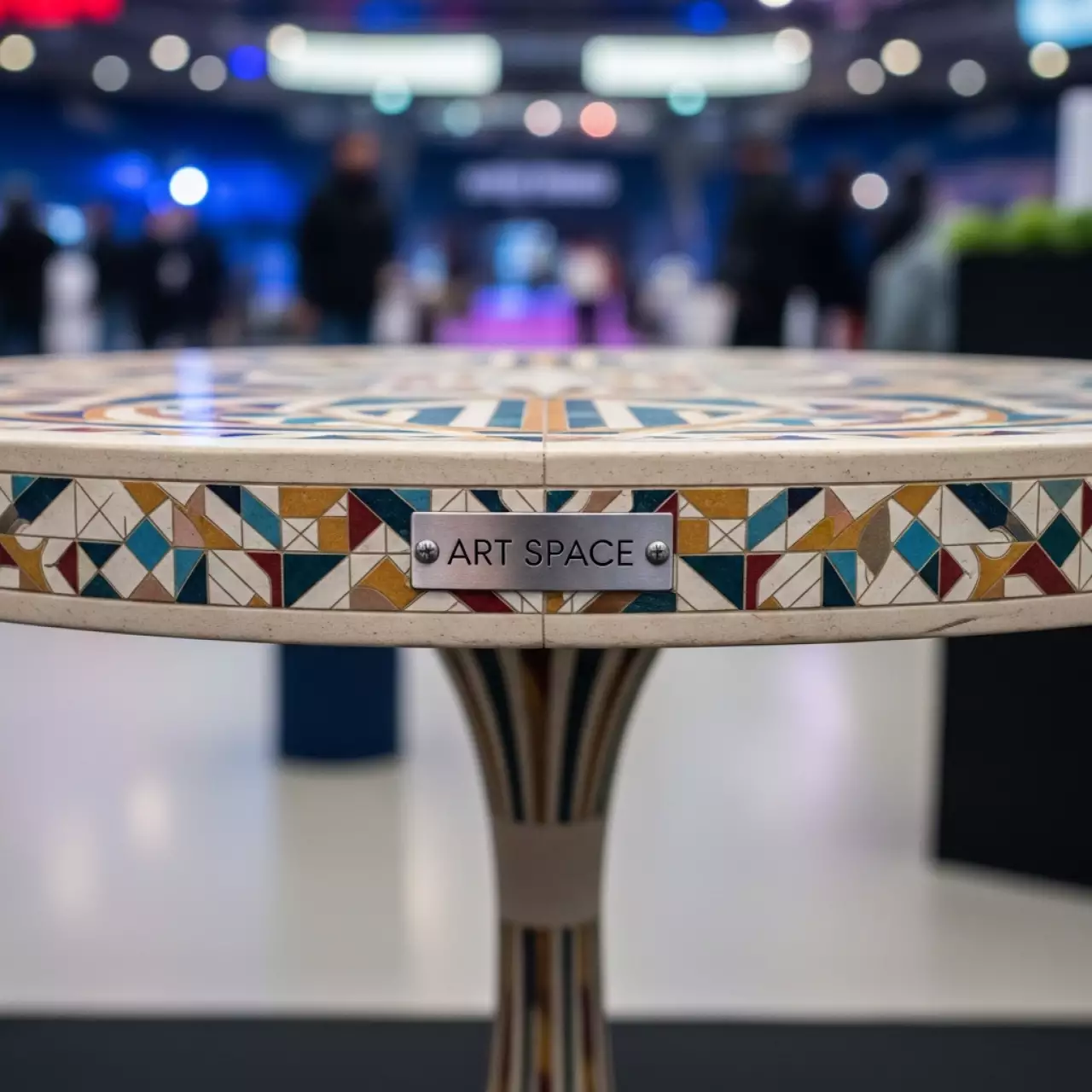 Аренда Стол коктейльный Пьетра Ø700 мм в Red Arena — ART SPACE