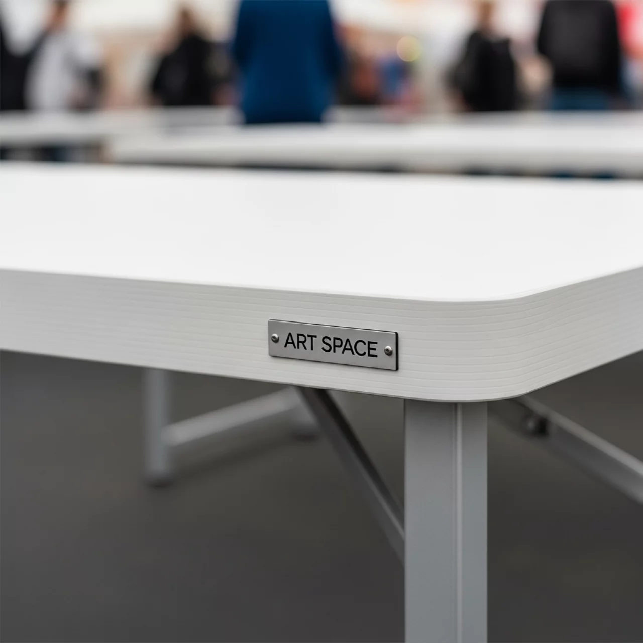 Аренда Стол ламинированный обеденный складной Domino в Stella di Mosca — ART SPACE