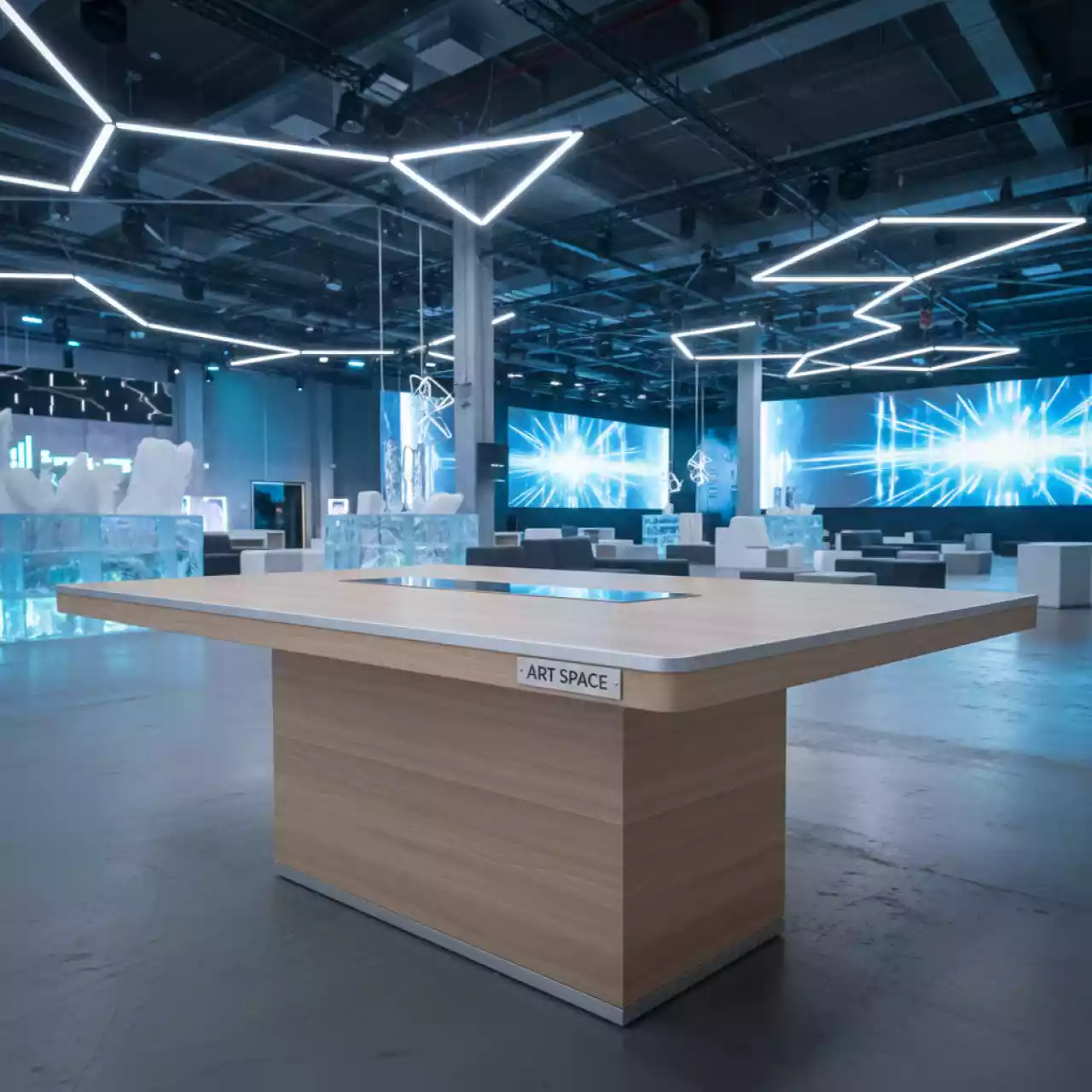 Аренда Стол Лидер 1 1200х600 ясень шампань кромка ПВХ в ледовом дворце «Роза Хутор» — ART SPACE