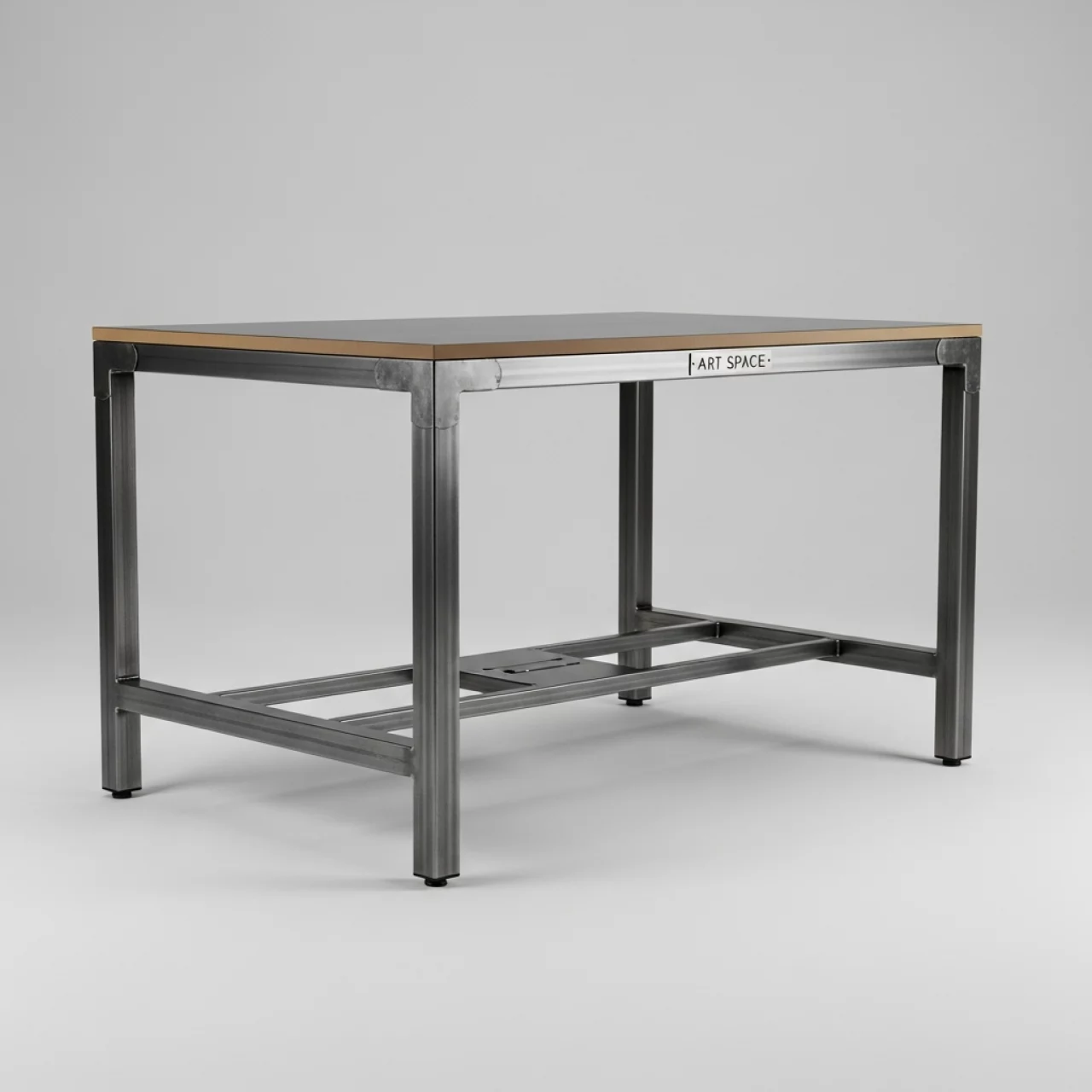 Аренда Стол Лидер 1 с подставкой для ног 900х600 в Mercure Сочи Центр — ART SPACE