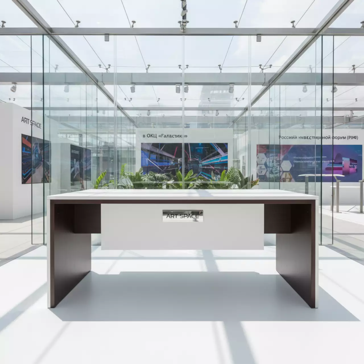 Аренда Стол Лидер 1 венге белый кромка ПВХ 1200х600 в ОКЦ «Галактика» — ART SPACE