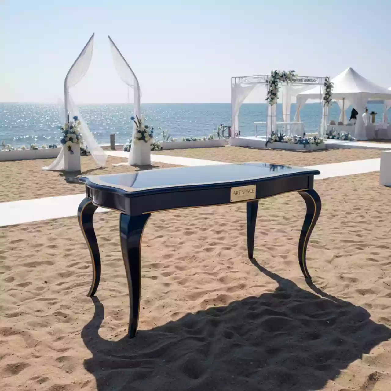 Аренда Стол Lumina 2 на пляже «Ривьера» — ART SPACE