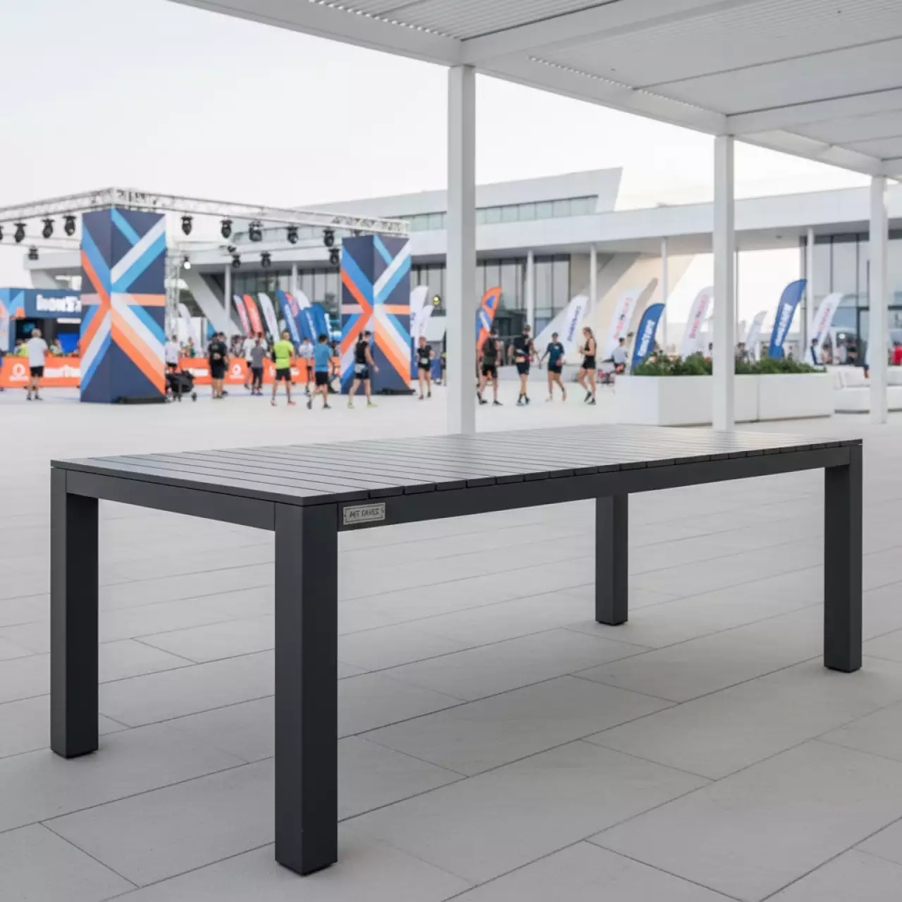 Аренда Стол металлический Rio Alu 210 Fix в Omega Sirius — ART SPACE