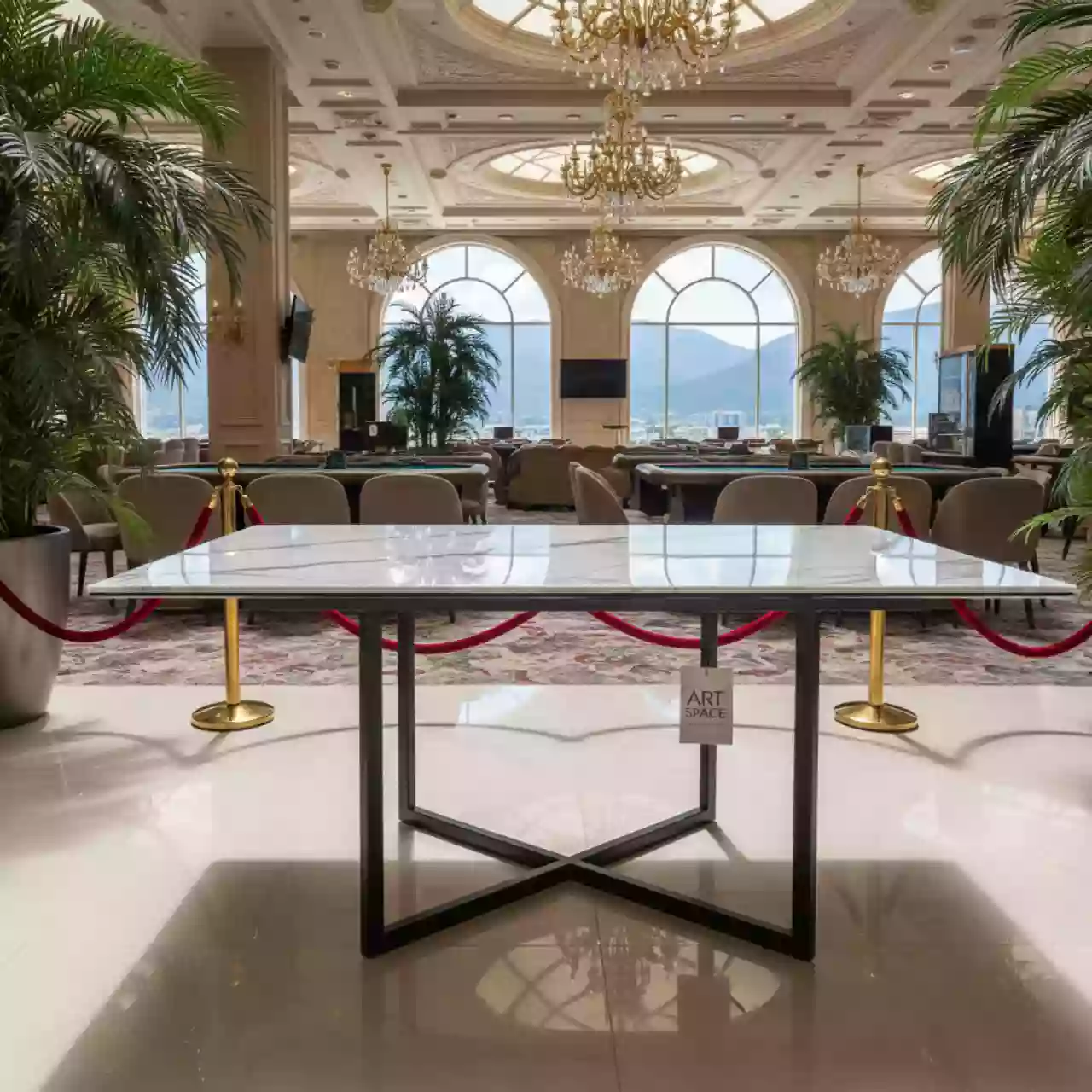 Аренда Стол Ниагара 160 белый мрамор стекло черный каркас в казино «Сочи» — ART SPACE