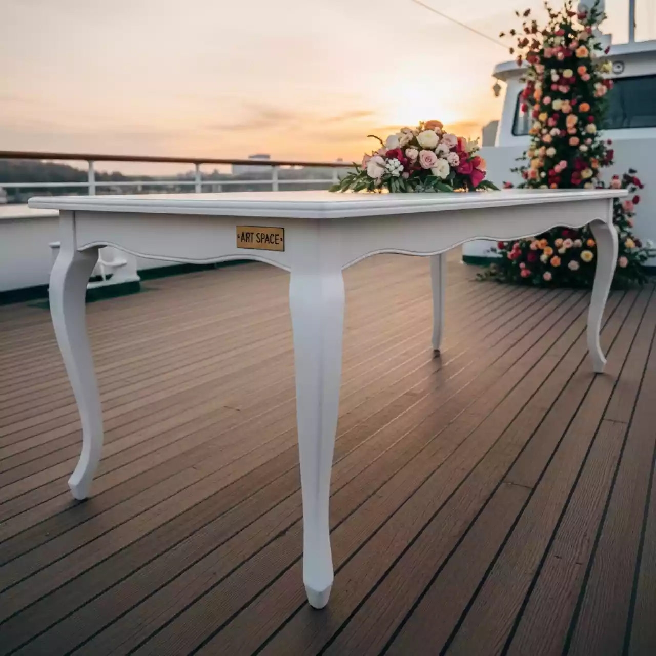 Аренда Стол обеденный Bianco 180 см на теплоходе «Дагомыс» — ART SPACE