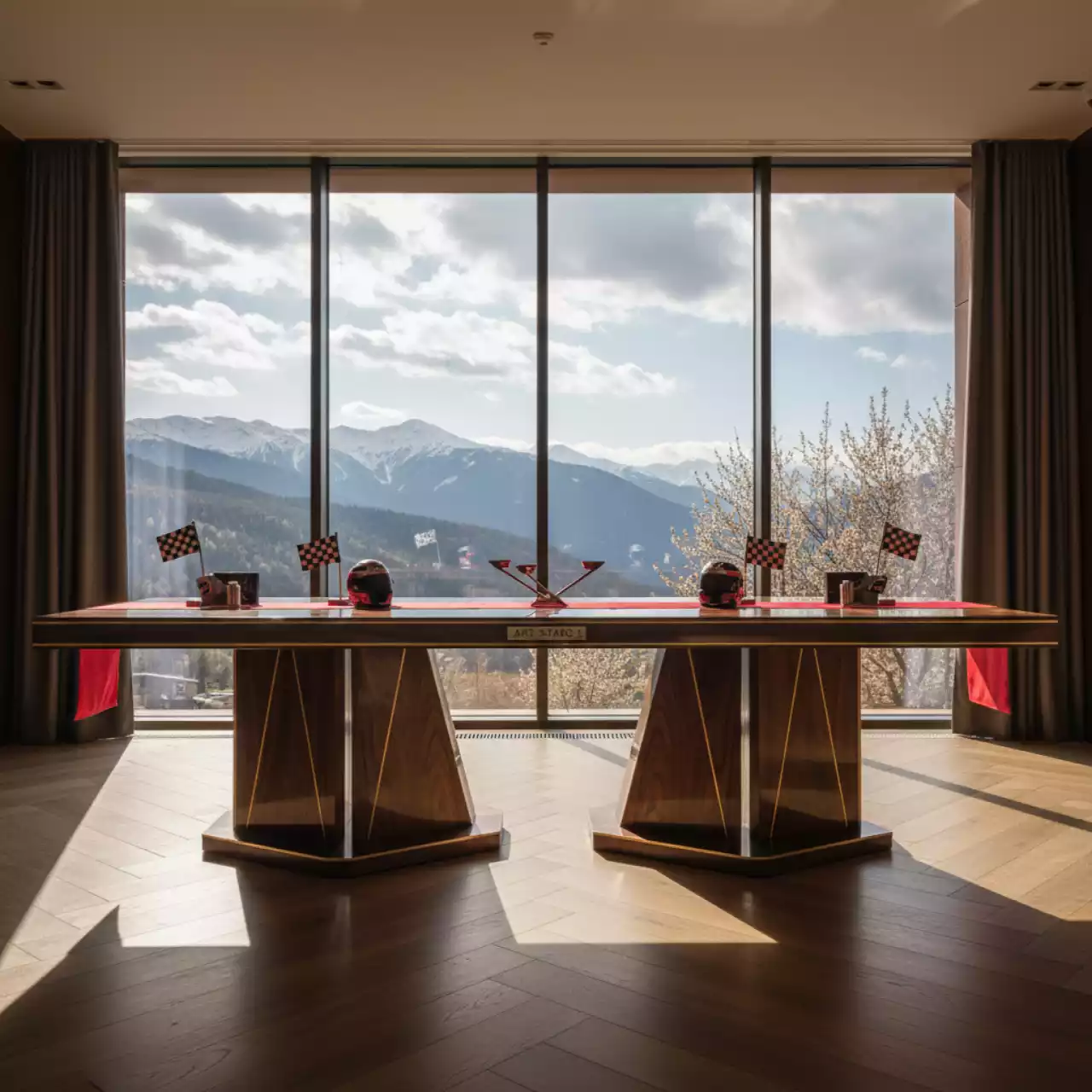 Аренда Стол обеденный деревянный Twins в Rixos Krasnaya Polyana — ART SPACE