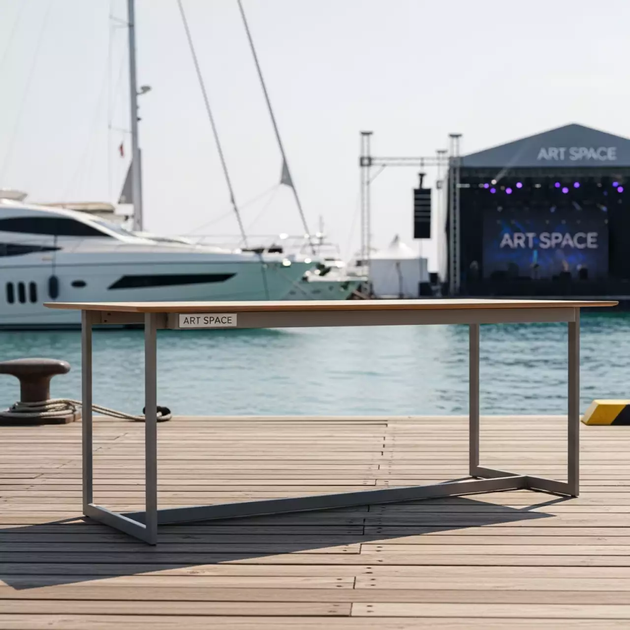 Аренда Стол Оптима М на парусной регате (Сочи) — ART SPACE