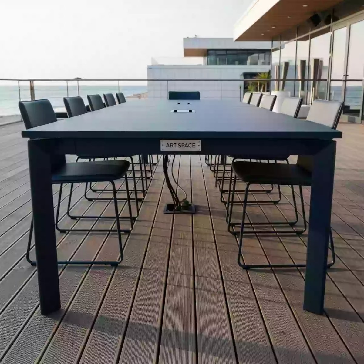 Аренда Стол переговорный 8 местный на пляже «Мандарин» — ART SPACE