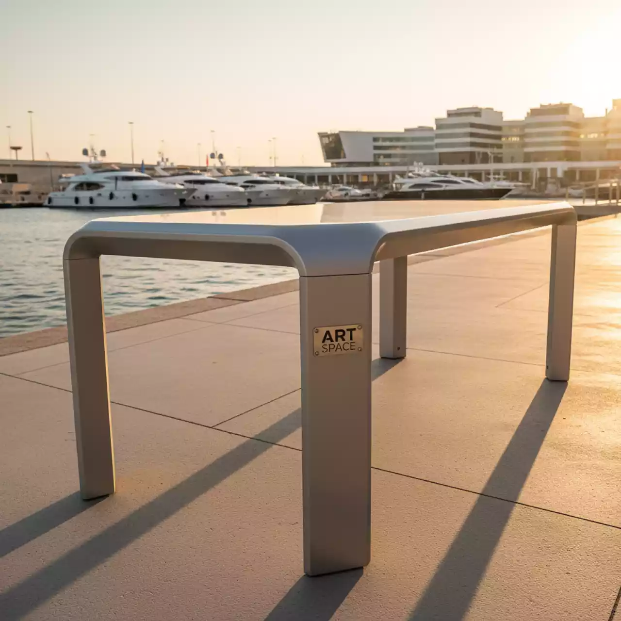 Аренда Стол пластиковый обеденный Step Mini на территории Морпорта Сочи — ART SPACE