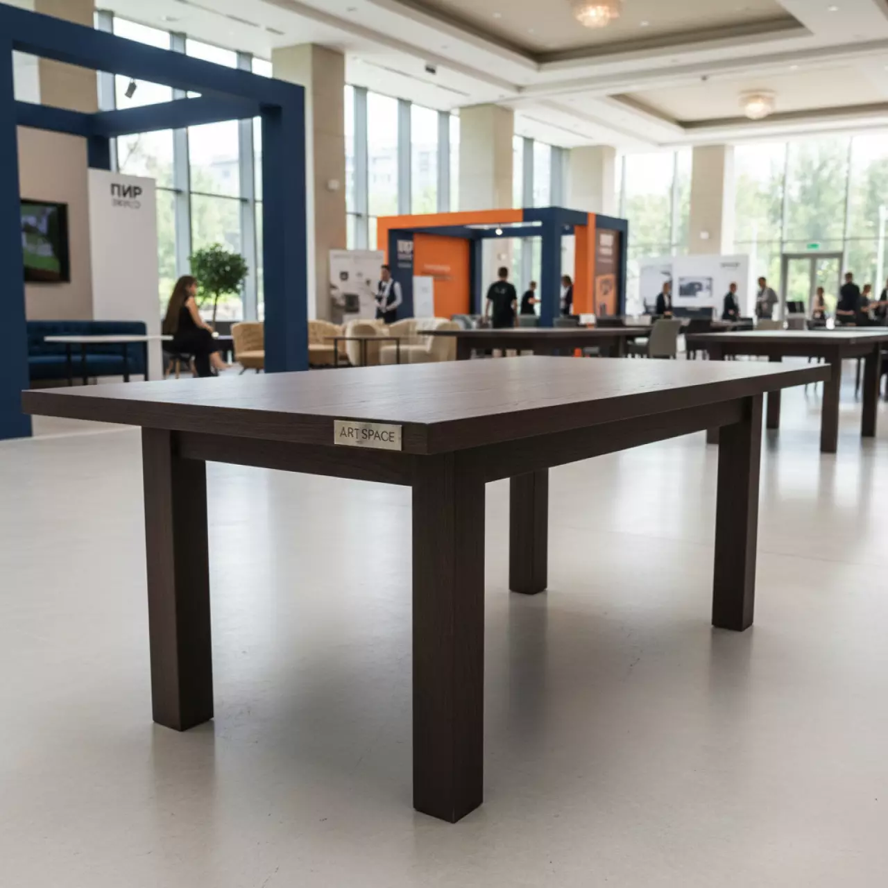 Аренда Стол раздвижной Black дуб канзас ЛДСП в City Park Hotel Sochi — ART SPACE