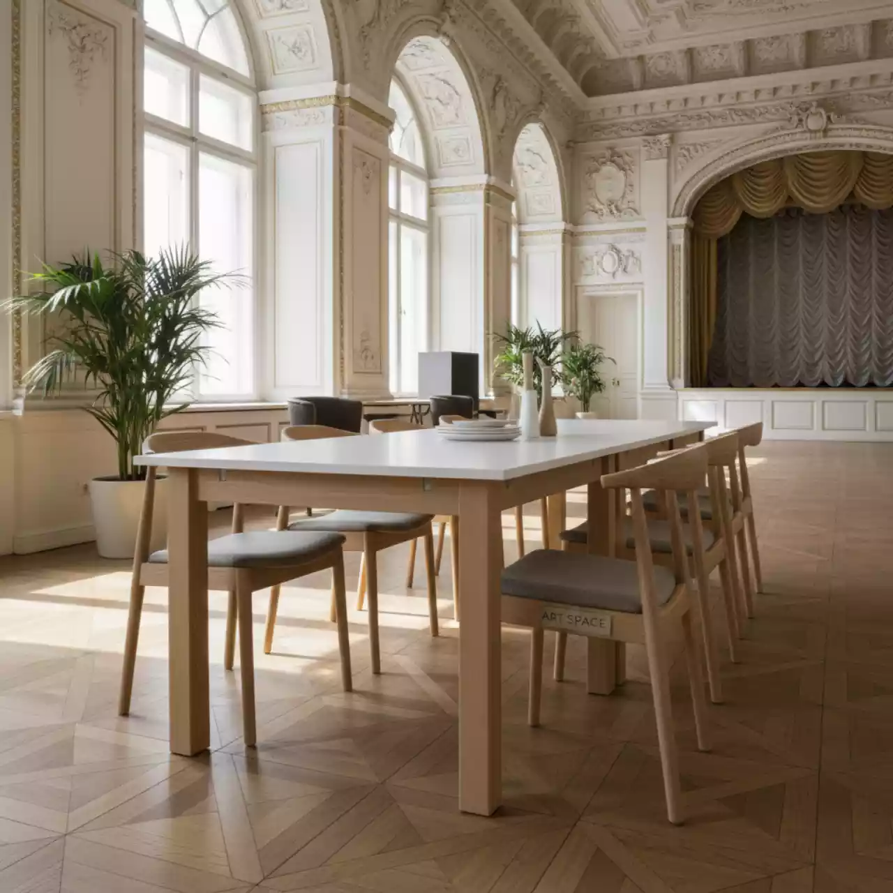 Аренда Стол раздвижной ламинированный Squid Extendable в Зимнем театре — ART SPACE