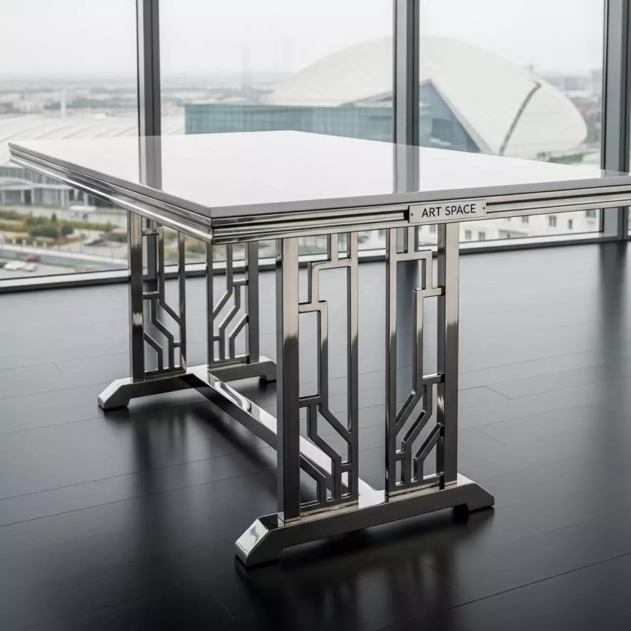 Аренда Стол с белой столешницей в ресторане «La Terrazza» — ART SPACE