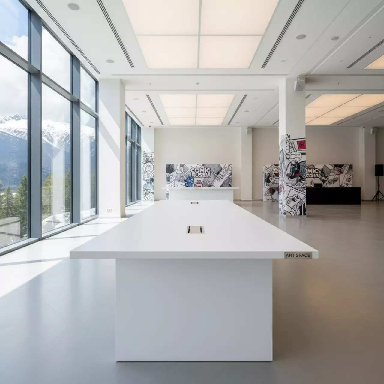 Аренда Стол с каналом для протяжки проводов Arki Table CC Compact в Rixos Krasnaya Polyana — ART SPACE