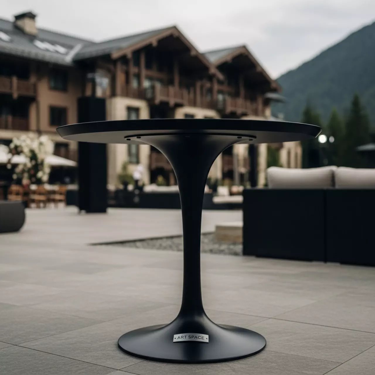 Аренда Стол Tulip черный D 120 в Rixos Krasnaya Polyana — ART SPACE