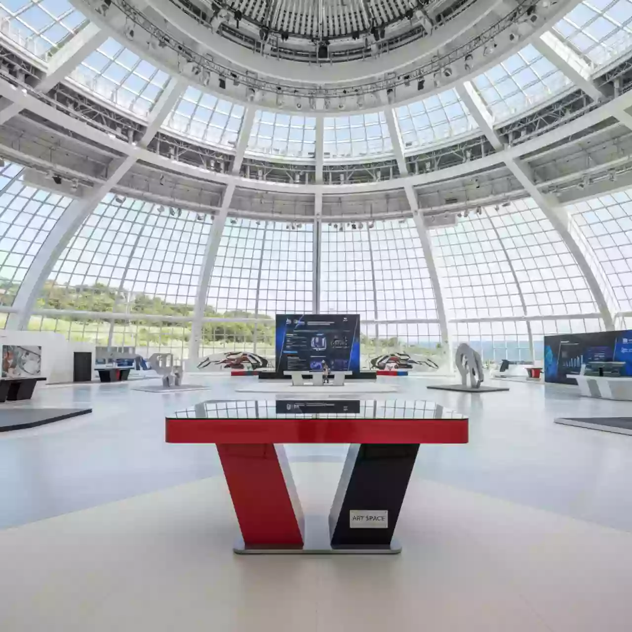 Аренда Стол Uno красный и черный в ледовом дворце «Большой» — ART SPACE