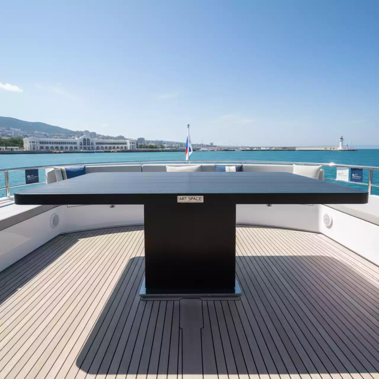 Аренда Стол венге черный с кромкой ПВХ Лидер 2 1800х900 на VIP теплоходе (Морпорт Сочи) — ART SPACE