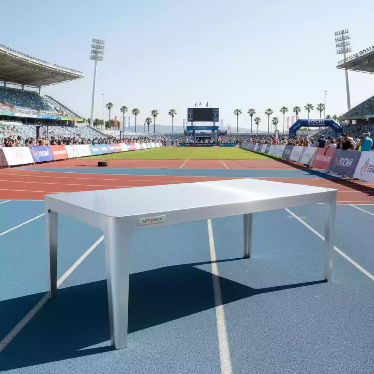 Аренда Стол Vienna 120 на арене «Фишт» — ART SPACE