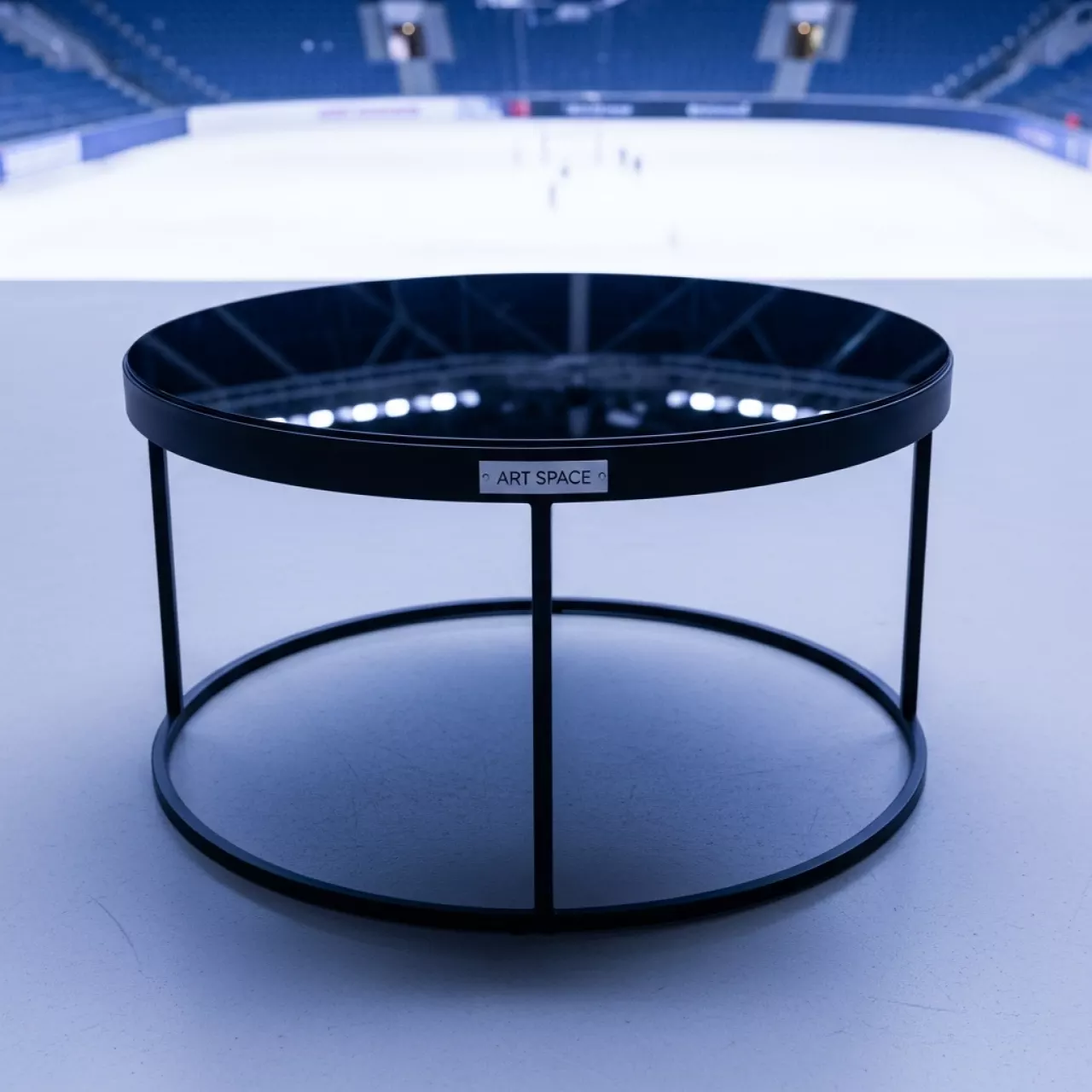 Аренда Стол журнальный carosello nero vetro в VK Stadium Sirius — ART SPACE