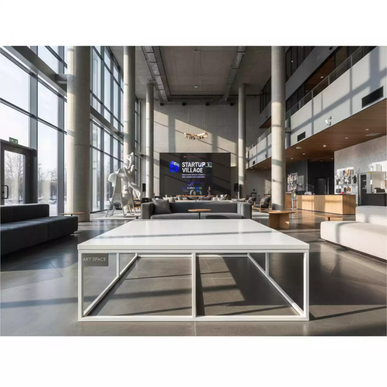 Аренда Стол журнальный Cube Loft XL белый в отеле «Богатырь» — ART SPACE