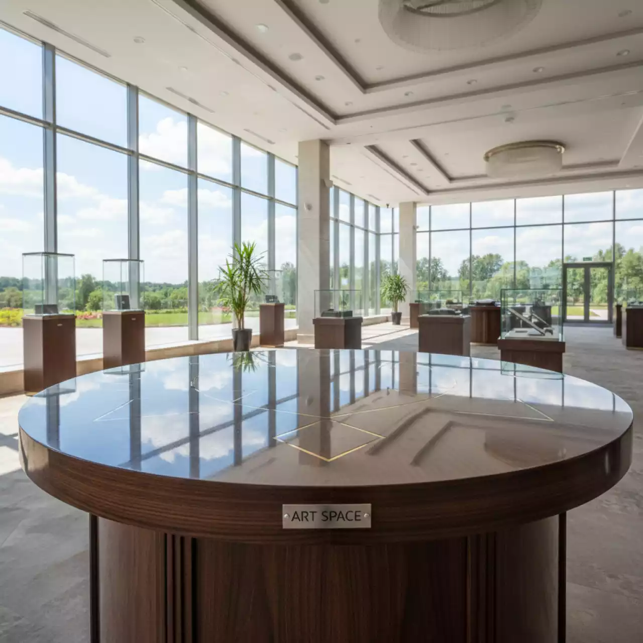 Аренда Столешница шпон 40 мм круглая в банкетном зале «Дельфин» — ART SPACE