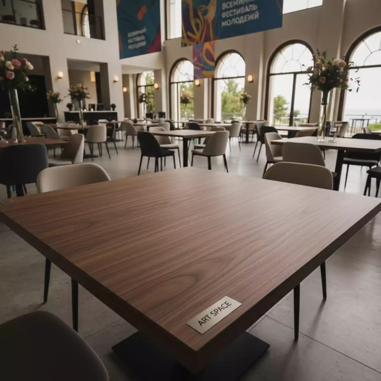 Аренда Столешница Werzalit квадратная 800х800 орех в Rodina Grand Hotel & SPA — ART SPACE