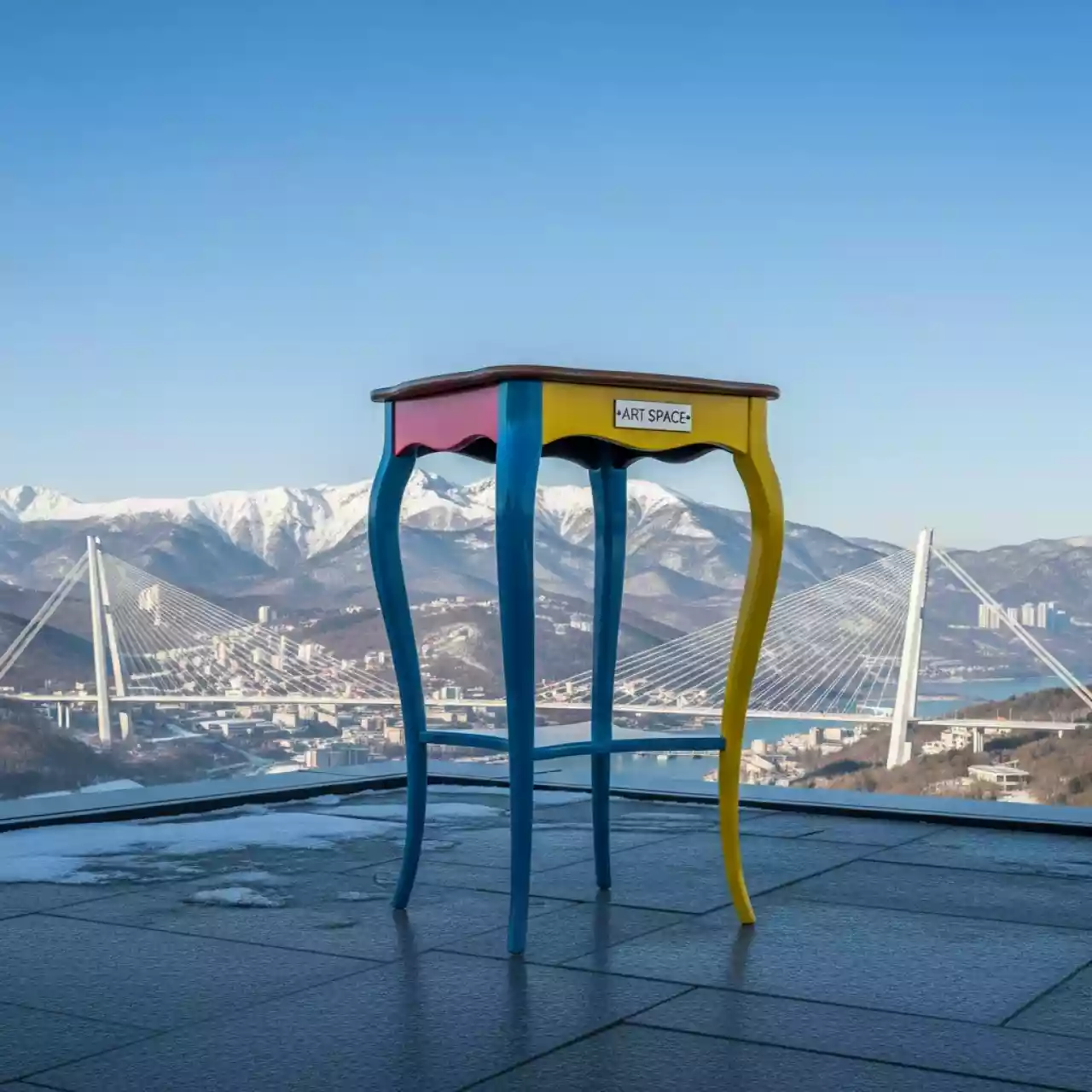 Аренда Столик 67 в Skypark Sochi — ART SPACE