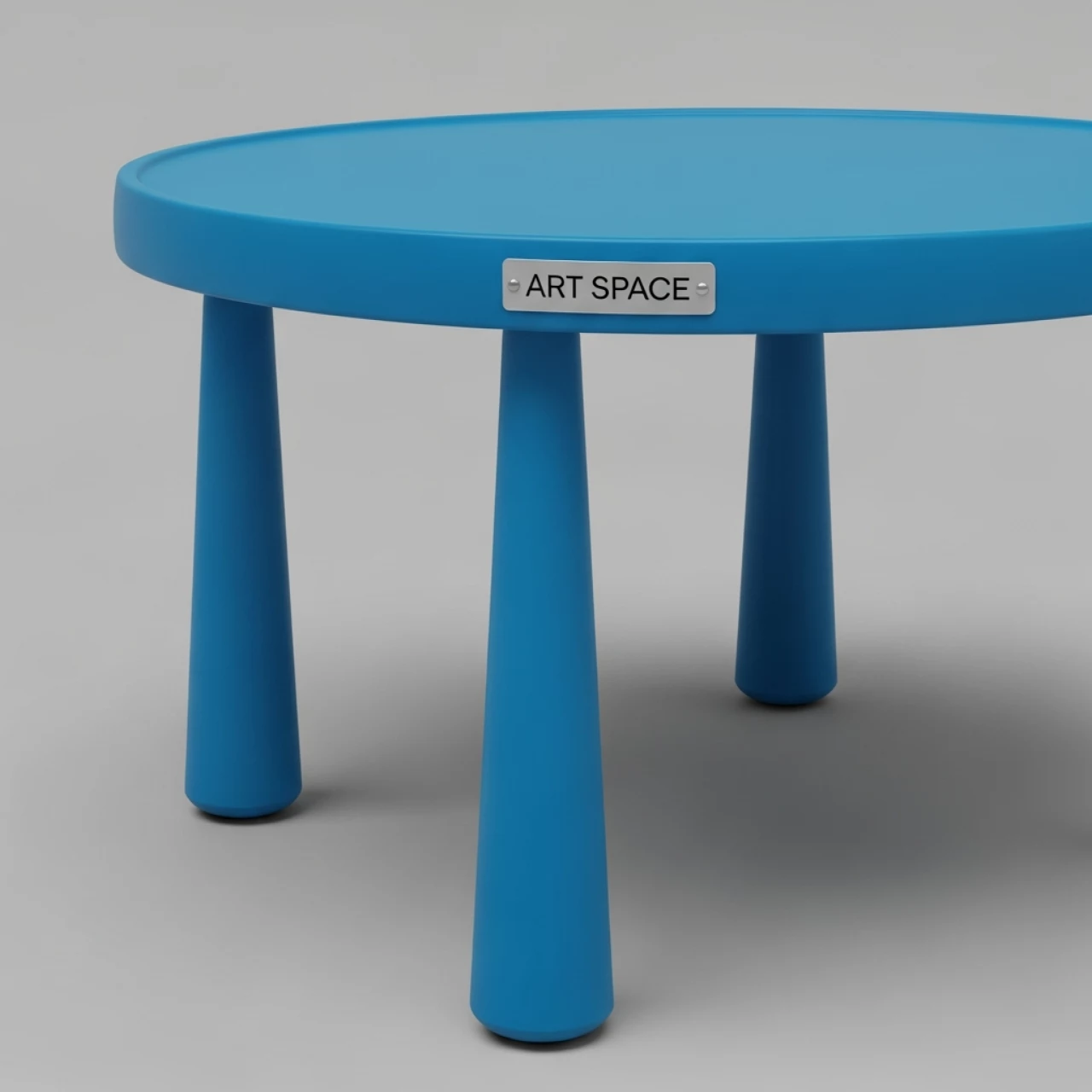 Аренда Столик детский Mammut синий в Sochi Marriott Krasnaya Polyana — ART SPACE