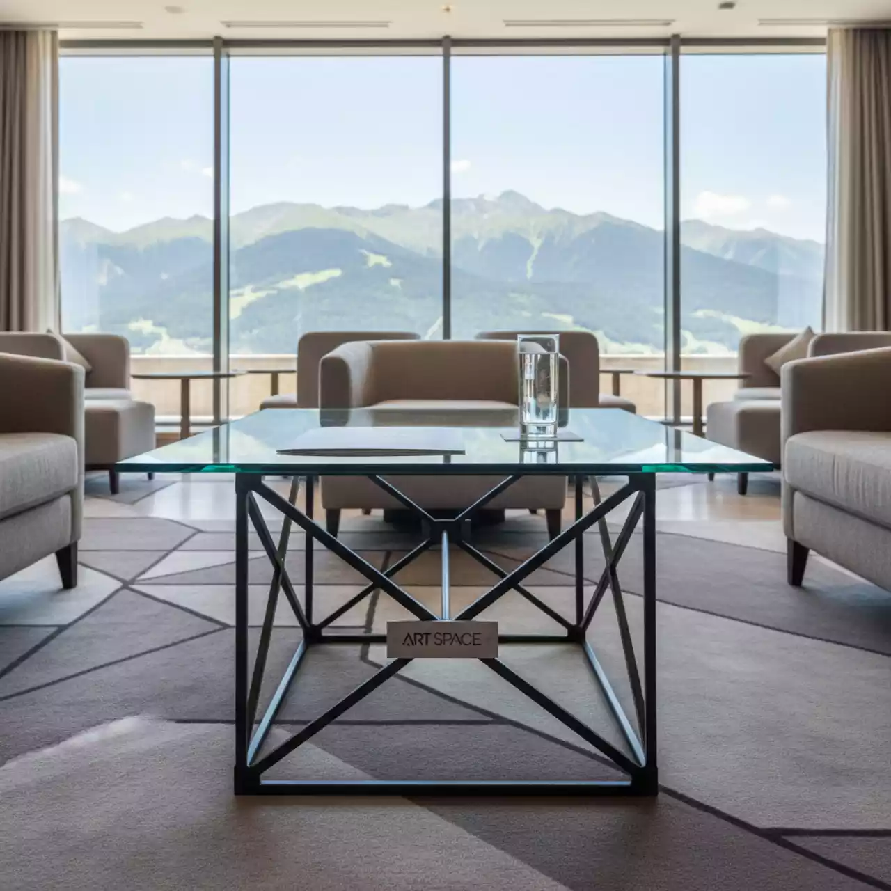 Аренда Столик кофейный металлический Spyro в Radisson Hotel Rosa Khutor — ART SPACE