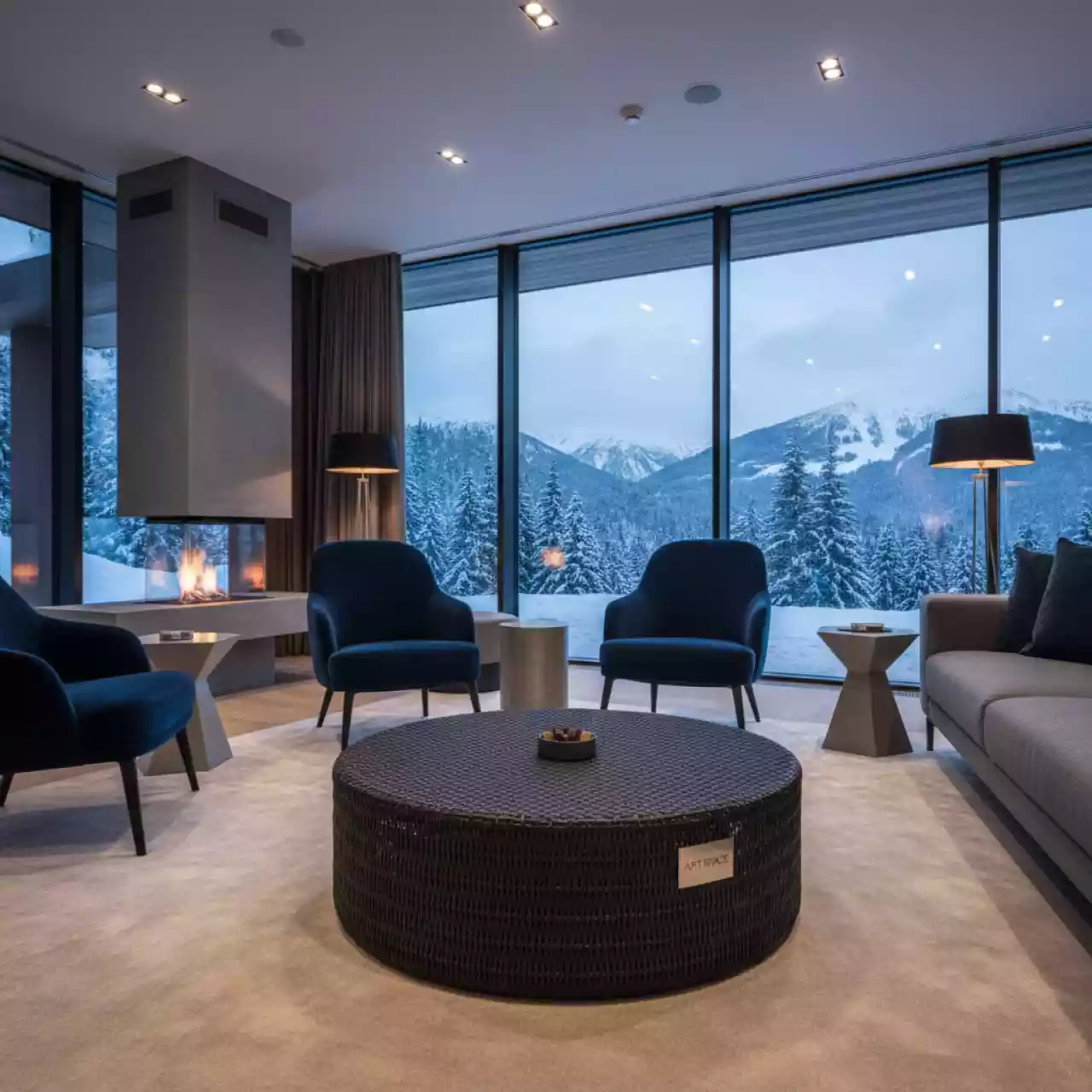 Аренда Столик кофейный плетеный Tarifa в Karat Resort — ART SPACE