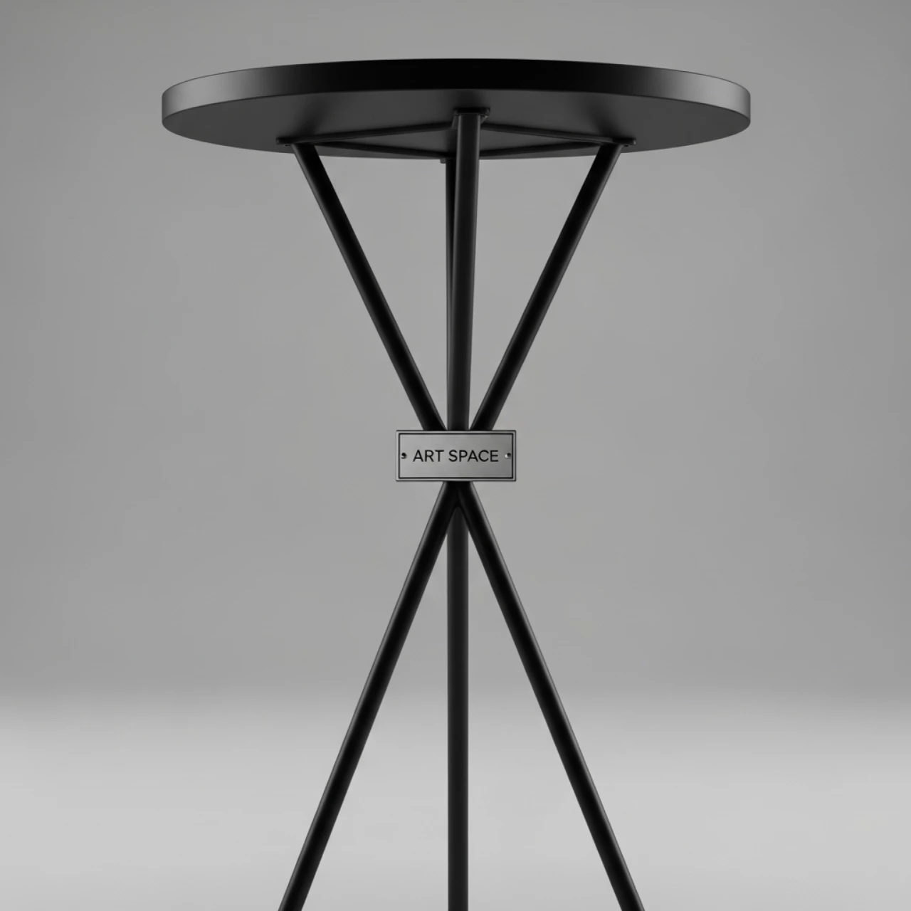 Аренда Столик коктейльный Tripod черный в отеле «Богатырь» — ART SPACE