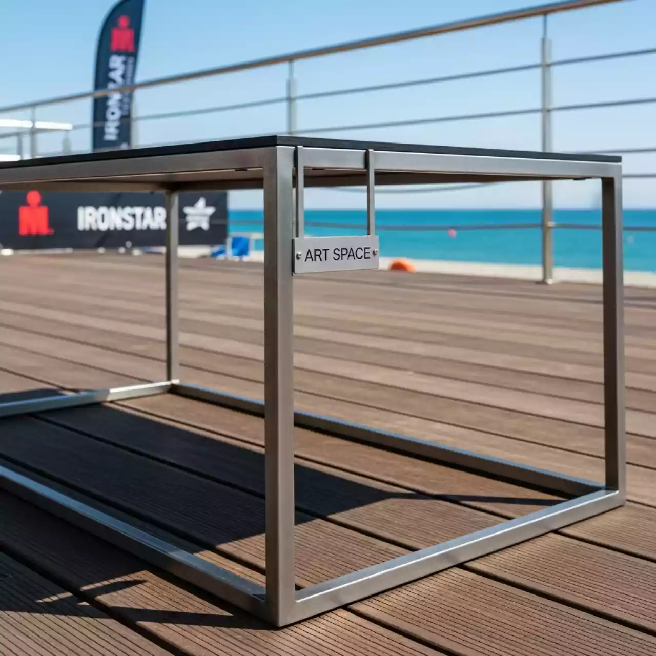 Аренда Столик металлический кофейный Toscana на пляже «Мандарин» — ART SPACE