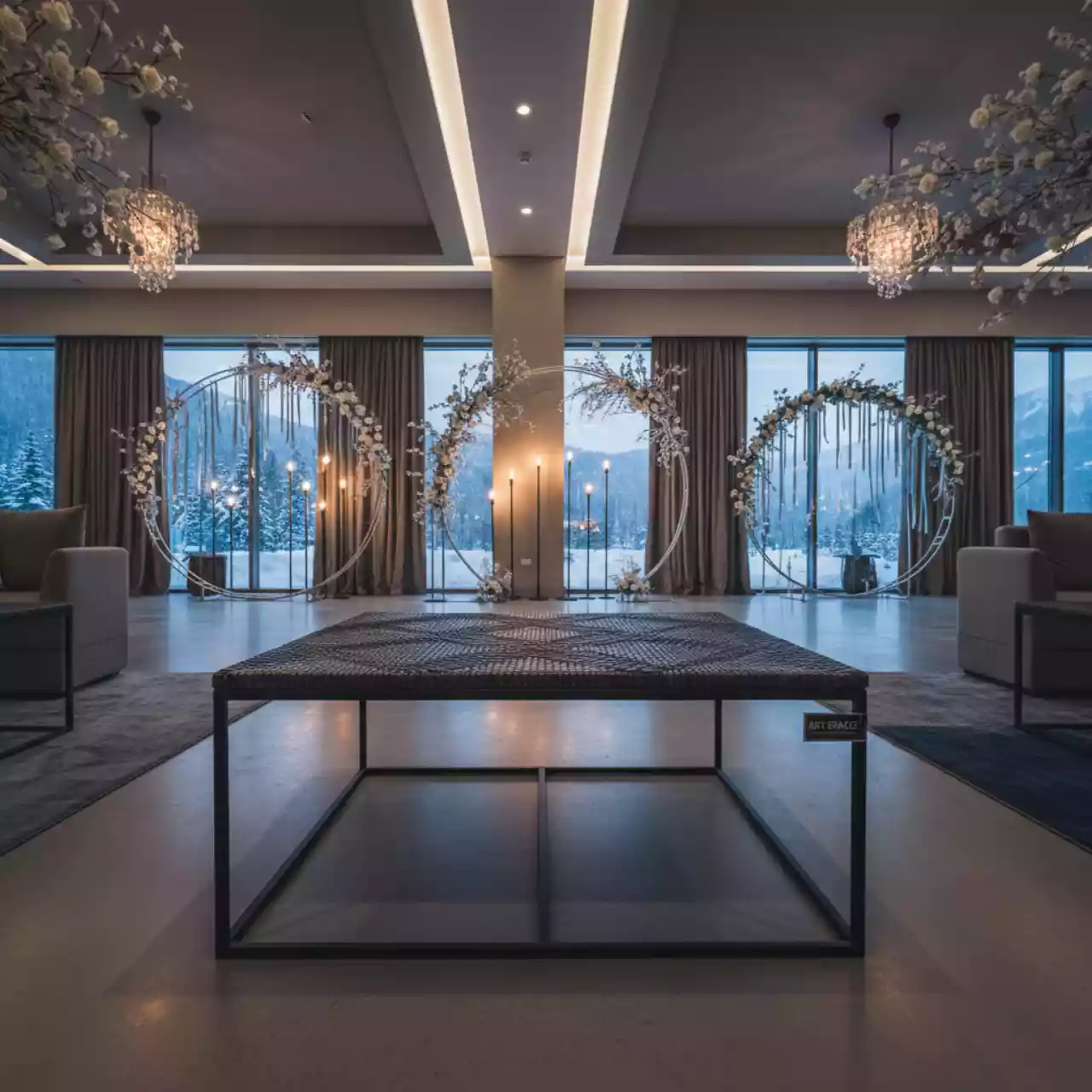 Аренда Столик Rattan в Radisson Blu Resort & Congress Centre — ART SPACE