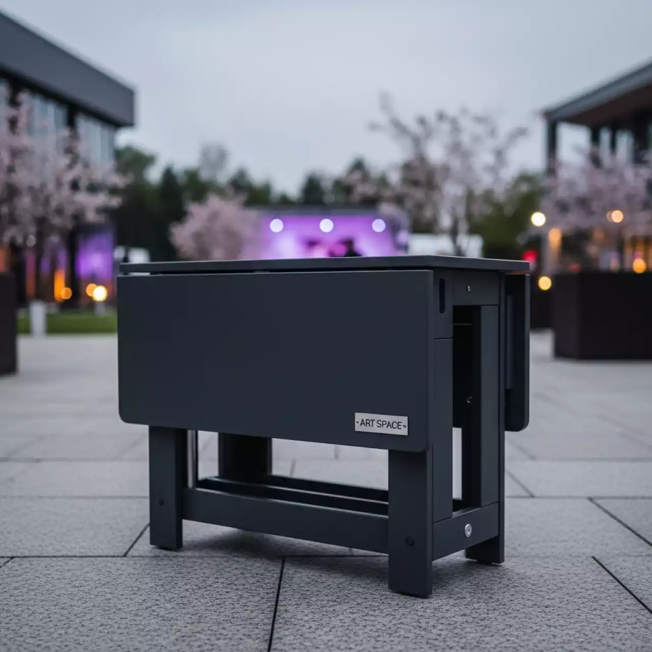 Аренда Столик журнальный складной Green Glade Kelly графит на вилле «Анна» — ART SPACE