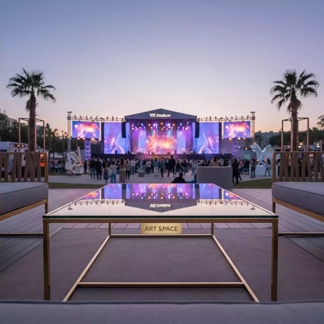 Аренда Столик журнальный стеклянный в VK Stadium Sirius — ART SPACE