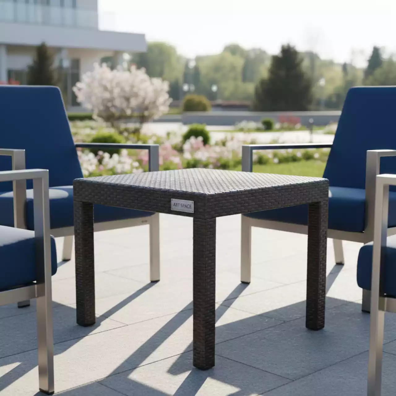 Аренда Столик журнальный тёмно коричневый из пластика под искусственный ротанг Yalta Small Table в санатории «Металлург» — ART SPACE